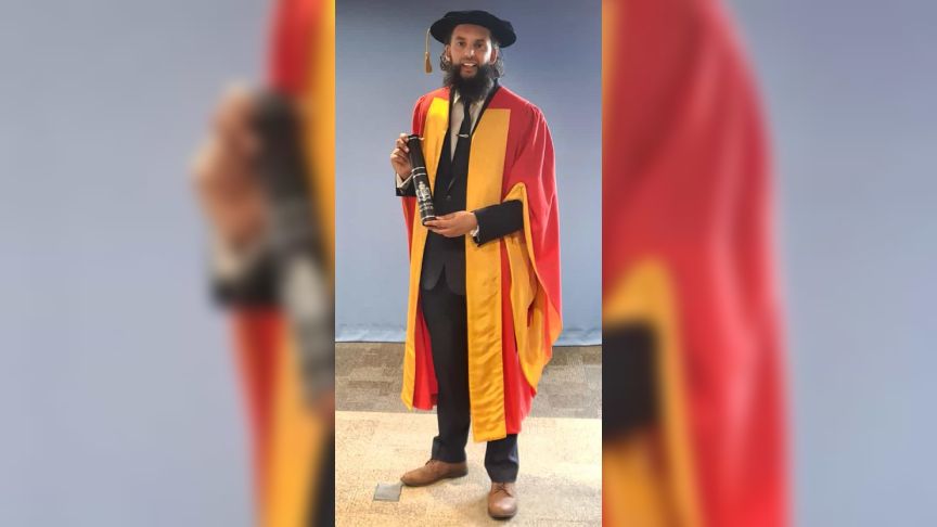 Dedicated Curry Circle Volunteer, Nazim Ali, Earns Honorary Degree by University of Bradford