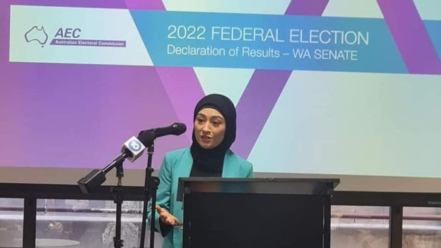 Fatima Payman becomes the first hijab-wearing Muslim woman membee of the Australian parliament