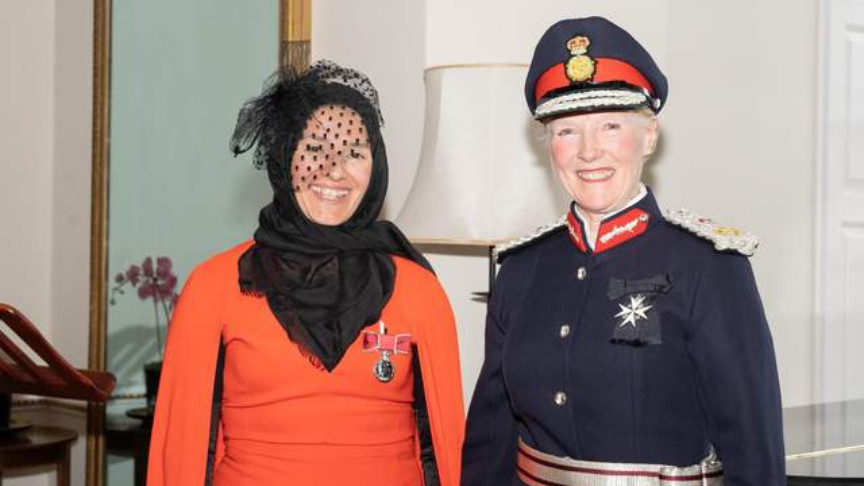 The Queen honors a Muslim woman who teaches females kickboxing
